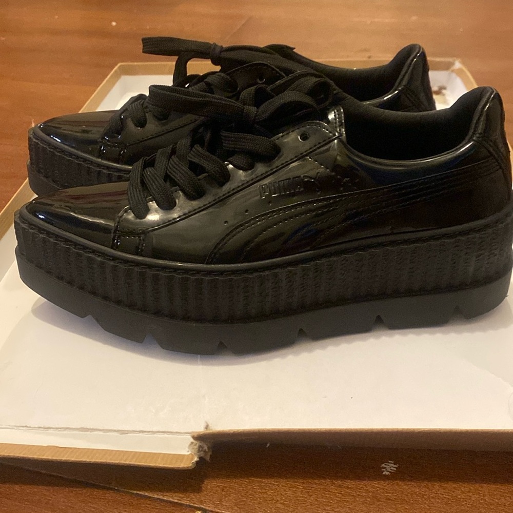 Rihanna CREEPERS 🖤🖤🖤